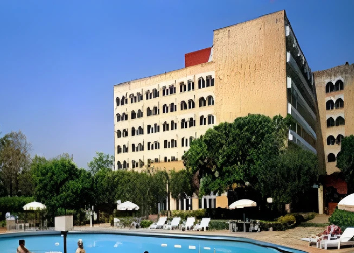 Double Tree by Hilton